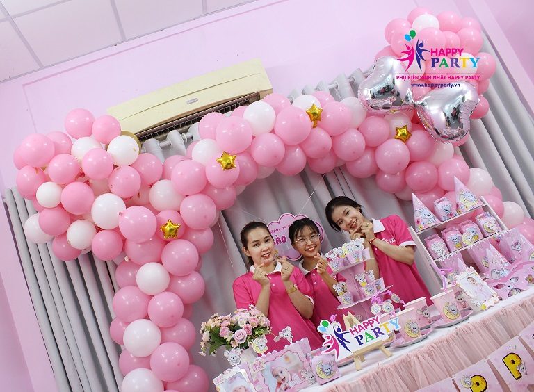 Bé sẽ rất biết ơn bạn nếu bạn làm điều này cho bé trong ngày thôi nôi