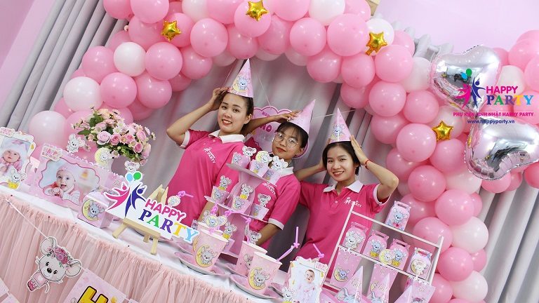Trang trí thôi nôi cho bé – làm sao để thật ấn tượng?