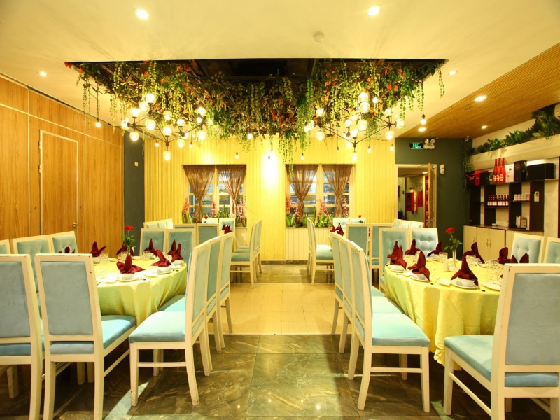 Nhà hàng Việt Phố