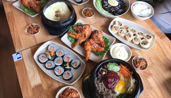 Nhà hàng Busan Korean Food