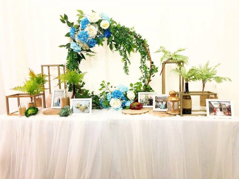Bí quyết làm bàn trang trí tiệc cưới gallery