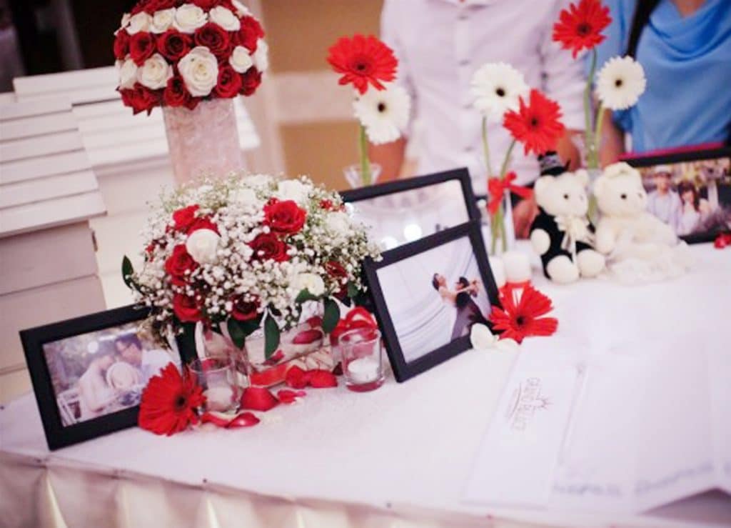 Những mẫu khung ảnh để trang trí trong đám cưới