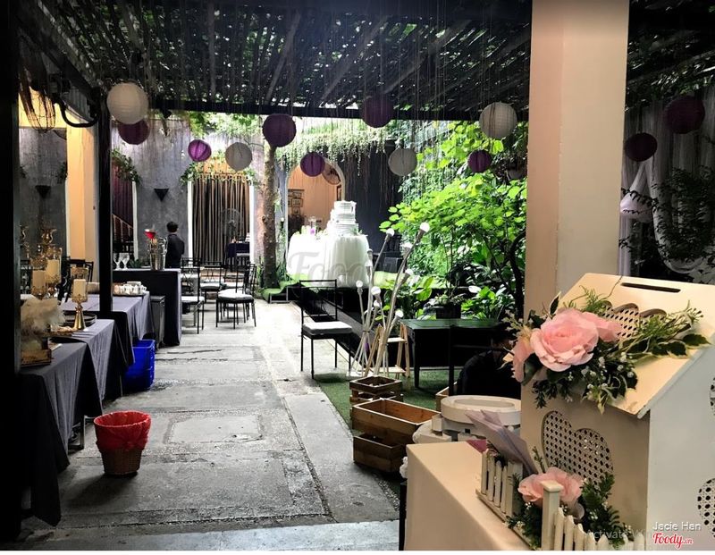 Nhà hàng Pergola Sài Gòn