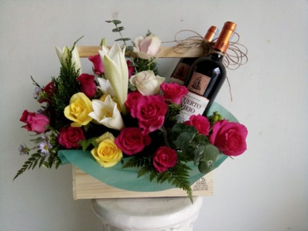 Những mẫu hoa và rượu tặng sinh nhật đẹp và sang trọng - Happy Party