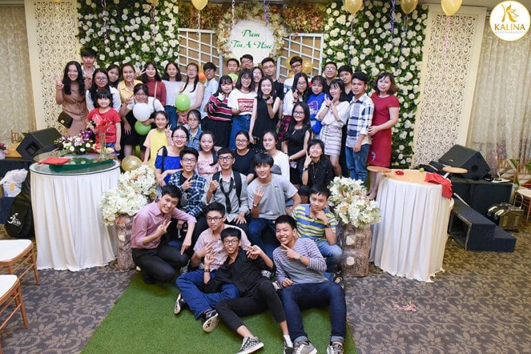 Kinh nghiệm tổ chức tiệc prom night thành công